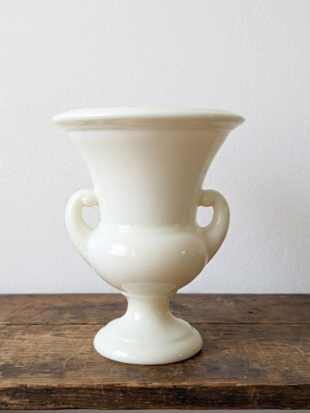 Vintage Haeger Off White Cream Urn Vase MCM Hollywood Regency Classic 2-Handle